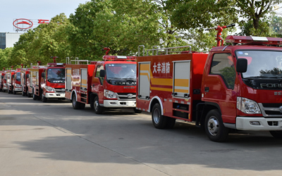 8臺2噸福田時代微型消防車發(fā)車了